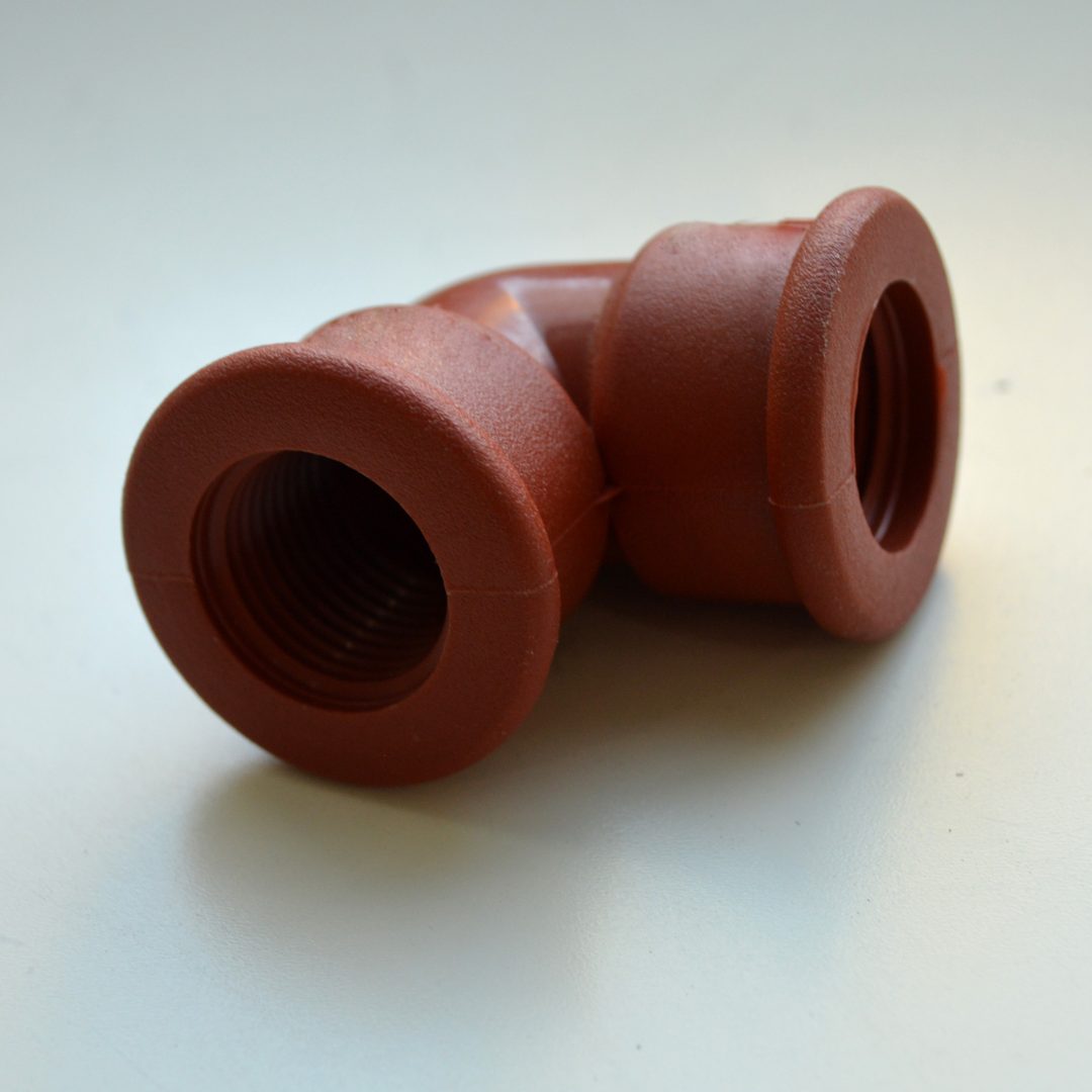 Codo hembra 90°